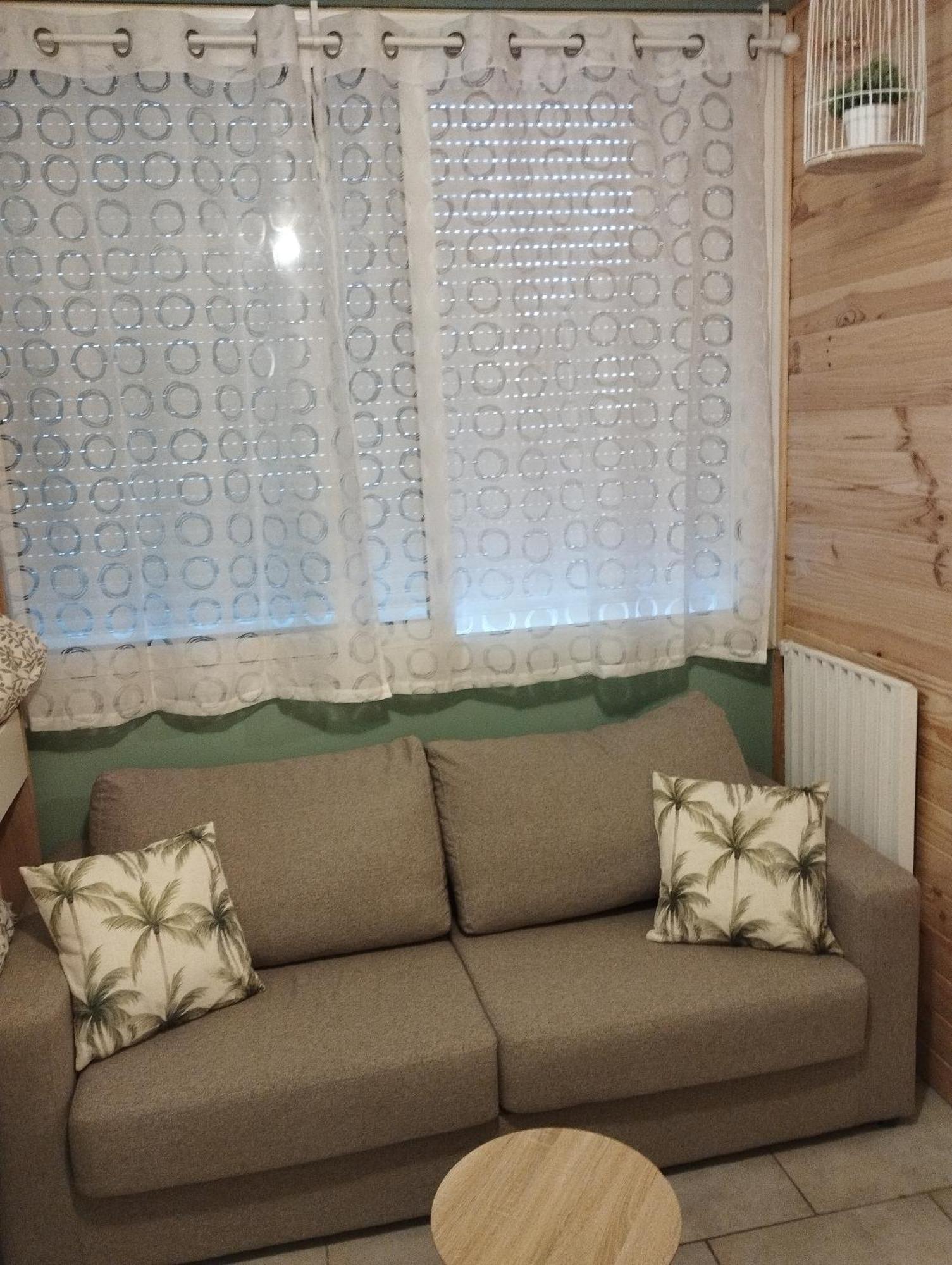 Chambrette Boulevard Des Pyrenees Hypercentre 10M Carre Wc Sur Le Palier, Porte40 Pau Exteriör bild