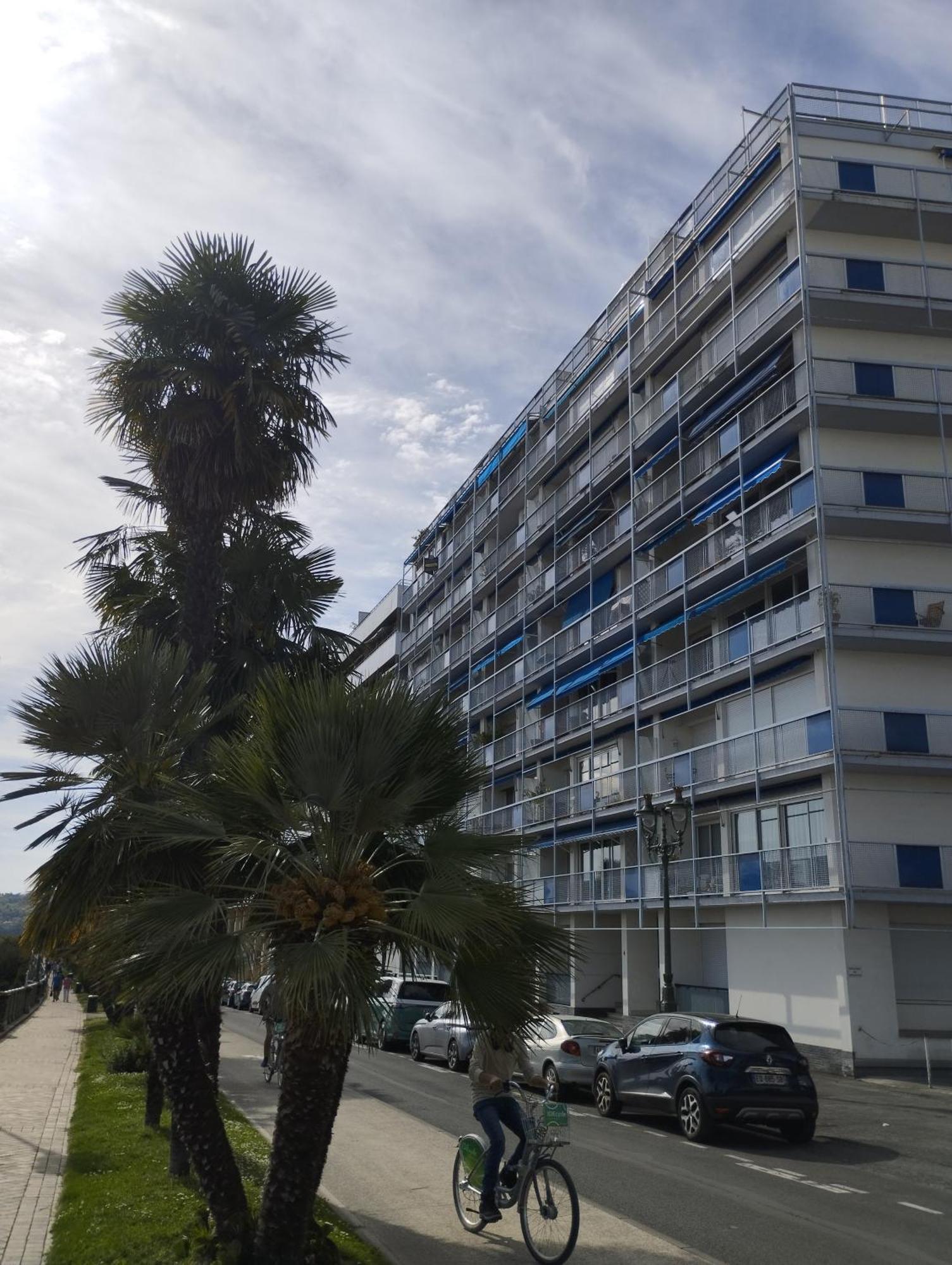 Chambrette Boulevard Des Pyrenees Hypercentre 10M Carre Wc Sur Le Palier, Porte40 Pau Exteriör bild